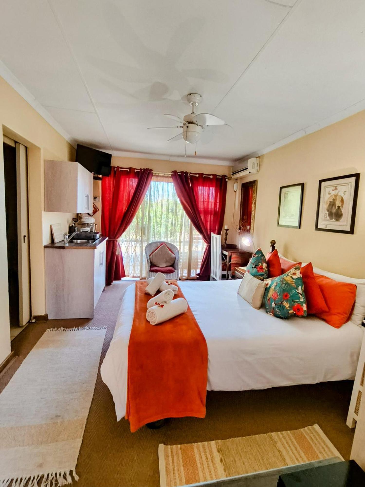 La Boheme Gastehuis Bloemfontein Pokój zdjęcie